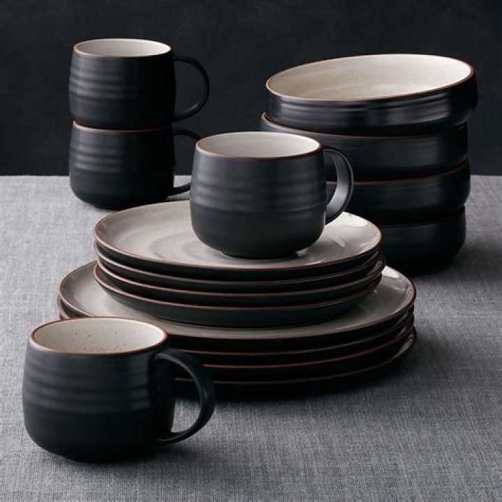 Exploring Crate and Barrel Dinnerware: A Guide to Quality and Style