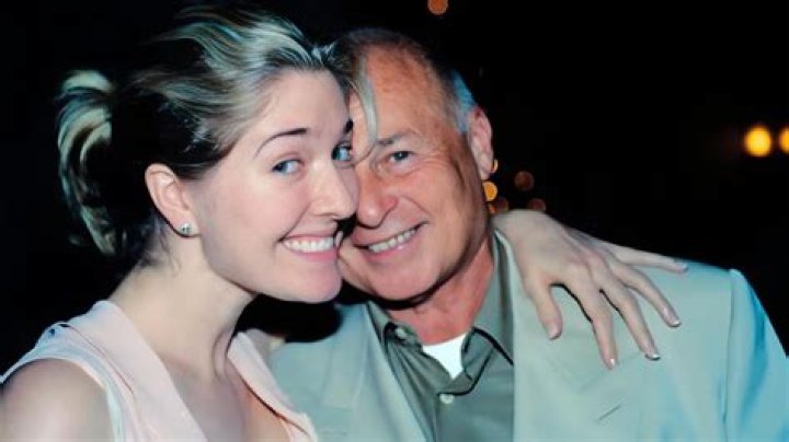 Understanding the Life of Vienna Girardi and Her Husband: A Deep Dive